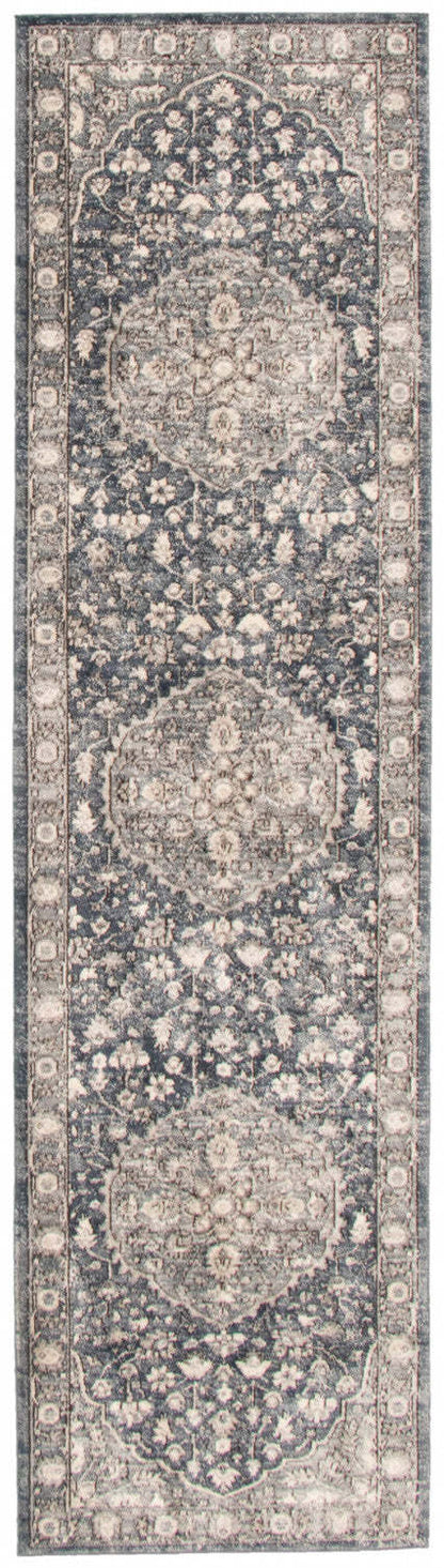 Octavian Tabriz Grey Area Rug - 2'7 x 8'2|Carpette Octavian Tabriz gris - 2 pi 7 po x 8 pi 2 po| D2ADBMPV