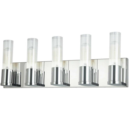 Dainolite Tube 5 Light Vanity Light Polished Chrome Clear Fluted Glass Lamp|Lumière de coiffeuse Tube de Dainolite en verre cannelé transparent, avec fini chromé poli et 5 ampoules