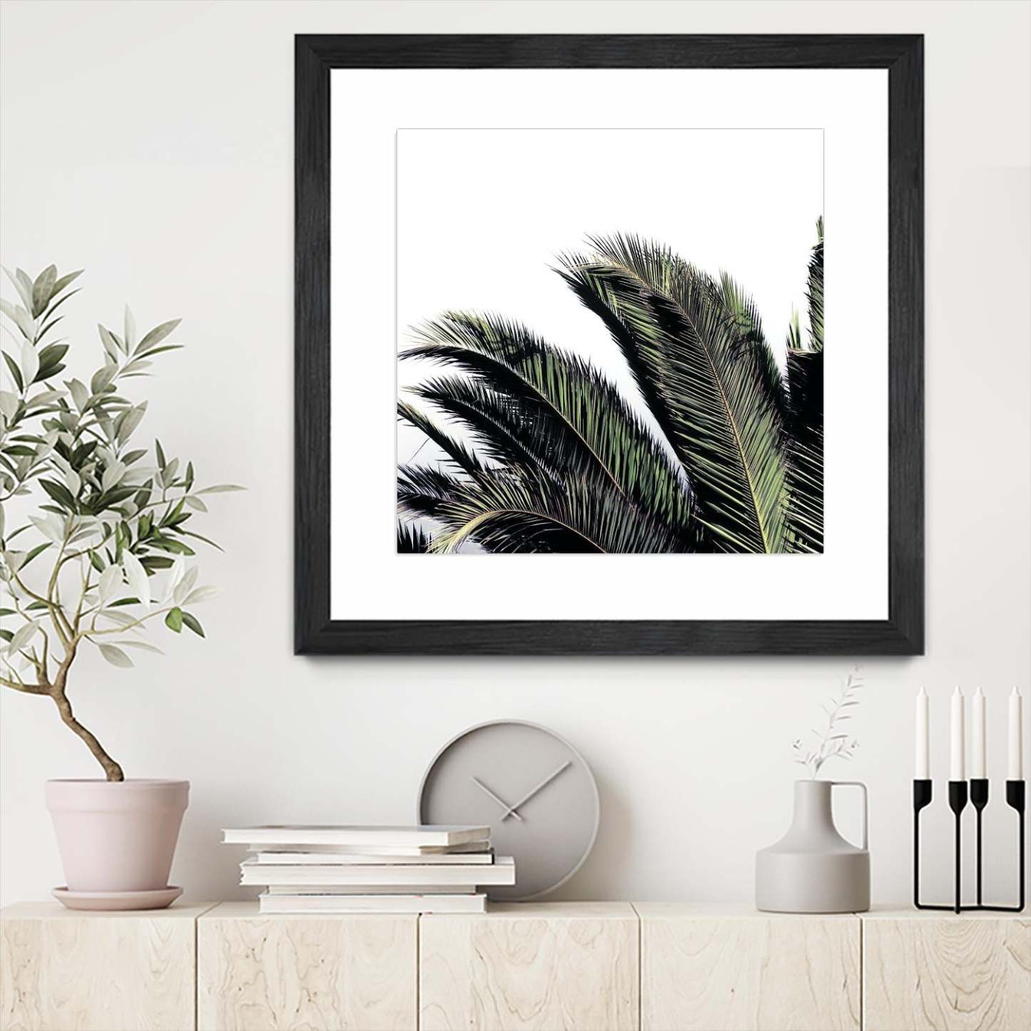 Cape Storm Matted and Framed Black 36x36 Wall Art|Œuvre d'art murale encadrée noire et mate « Cape Storm » 36 x 36