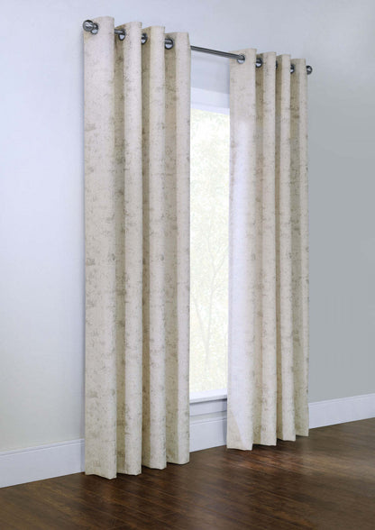 Habitat Tuscani Natural Light Filtering Grommet Curtain Panel - 54 x 95|Panneau de rideau filtrant la lumière à œillets Tuscani naturel d'Habitat - 54 x 95