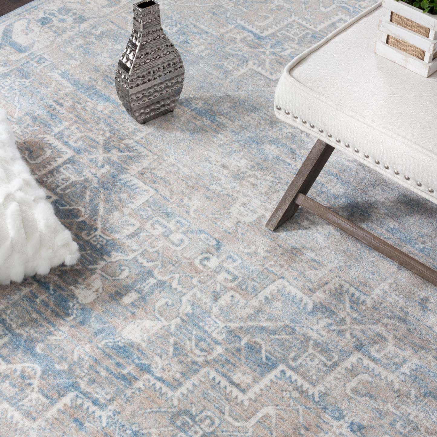 Shi Vin Diamond Blue 3x5 Area Rug|Carpette Shi bleu rétro à motifs de diamants 3 x 5|D80GP0S6