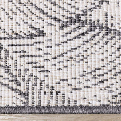 Carpette Brooke à motif de feuilles pour l'extérieur - 5 pi 3 po x 7 pi 7 po