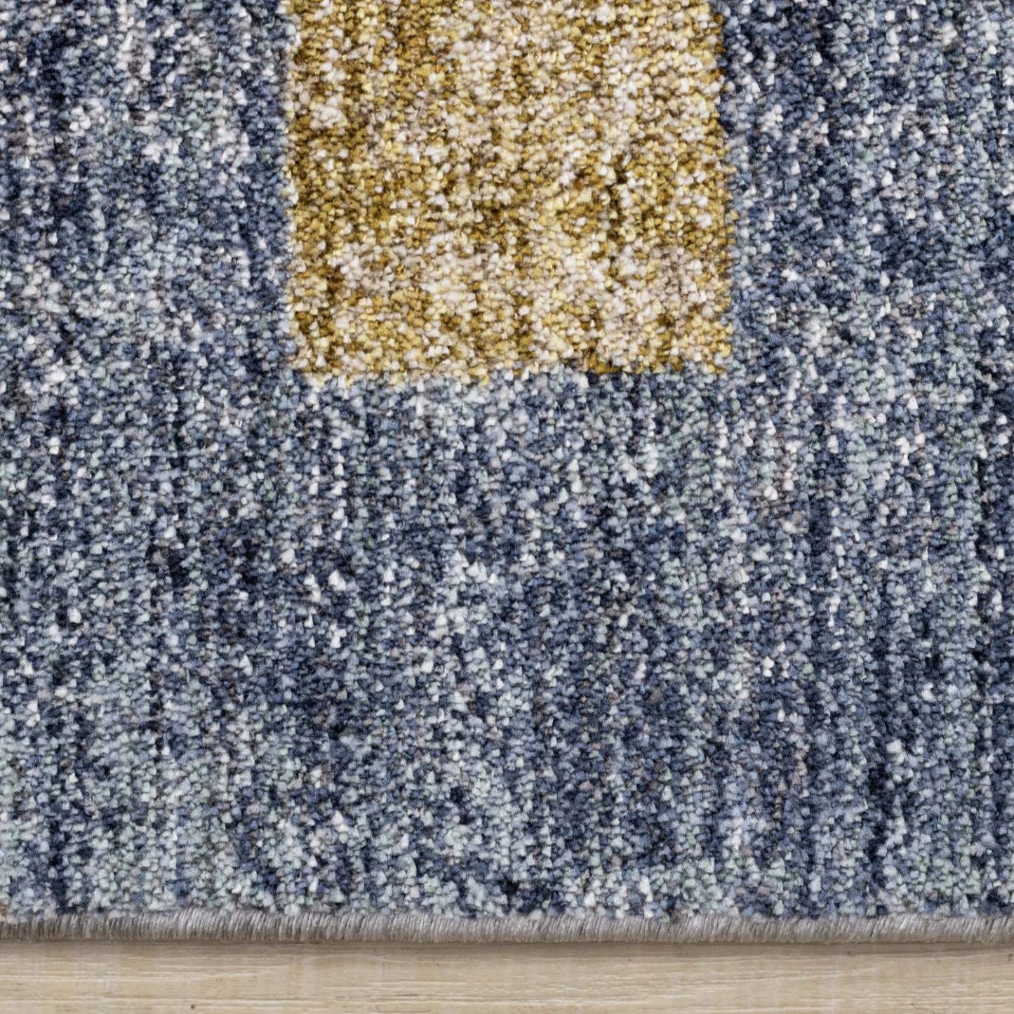 Macey Modern Grey Blue Red Sophisticated Area Rug - 7'10 x 10'2|Carpette moderne et raffinée Macey grise, bleue et rouge- 7 pi 10 po x 10 pi 2 po