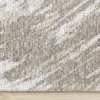 Kylie Soft Cream Taupe Brush Strokes Area Rug - 7'10 x 10'10|Carpette douce Kylie crème et taupe à motif de coups de pinceau - 7 pi 10 po x 10 pi 10 po