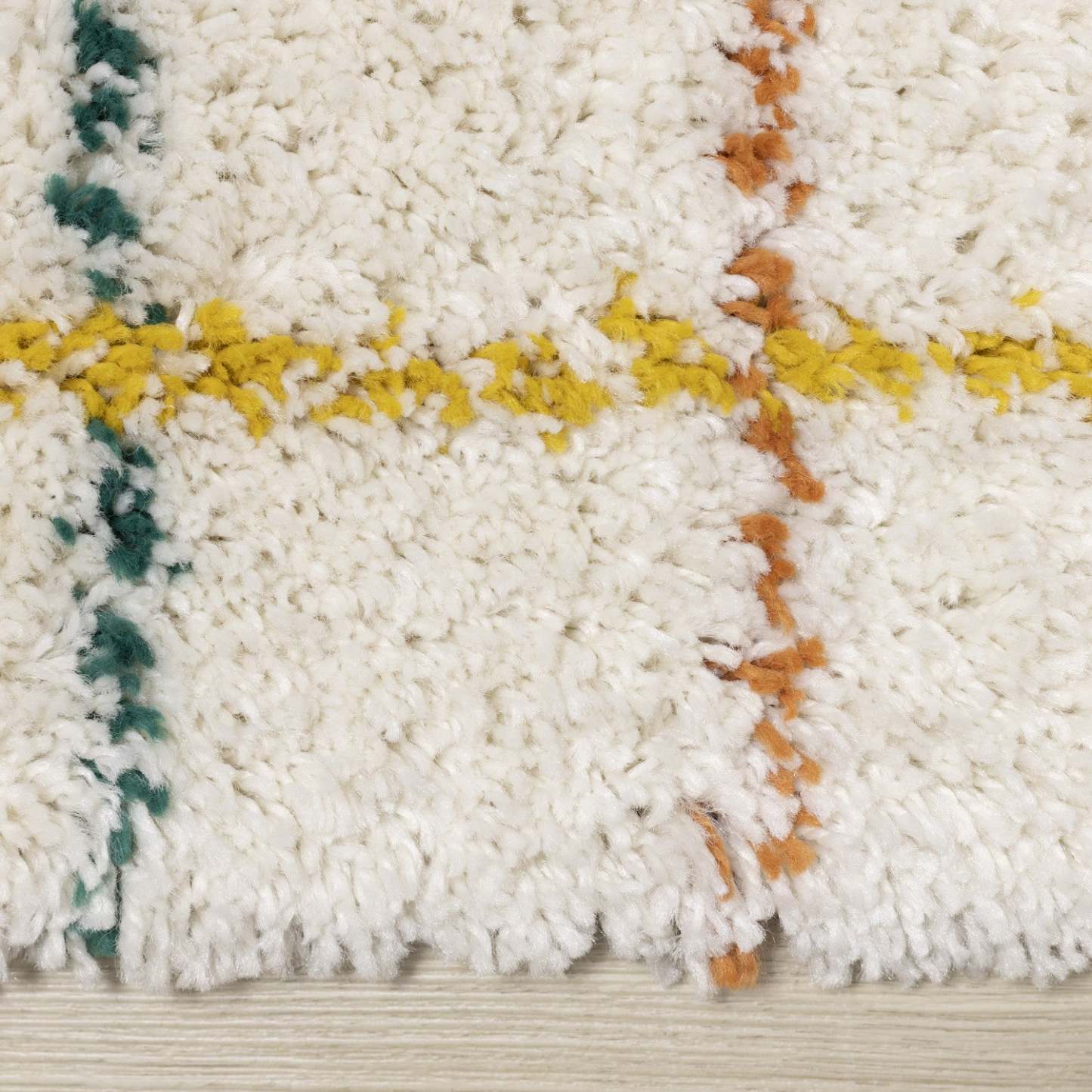 Carpette à poil long Bella avec lignes arc-en-ciel géométrique de style bohème - 5'3 x 7'7