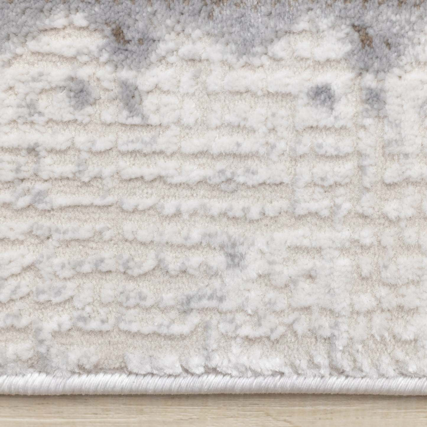 London Distressed Border Area Rug - 7'10 x 10'6|Carpette London à bordure vieillie - 7 pi 10 po x 10 pi 6 po