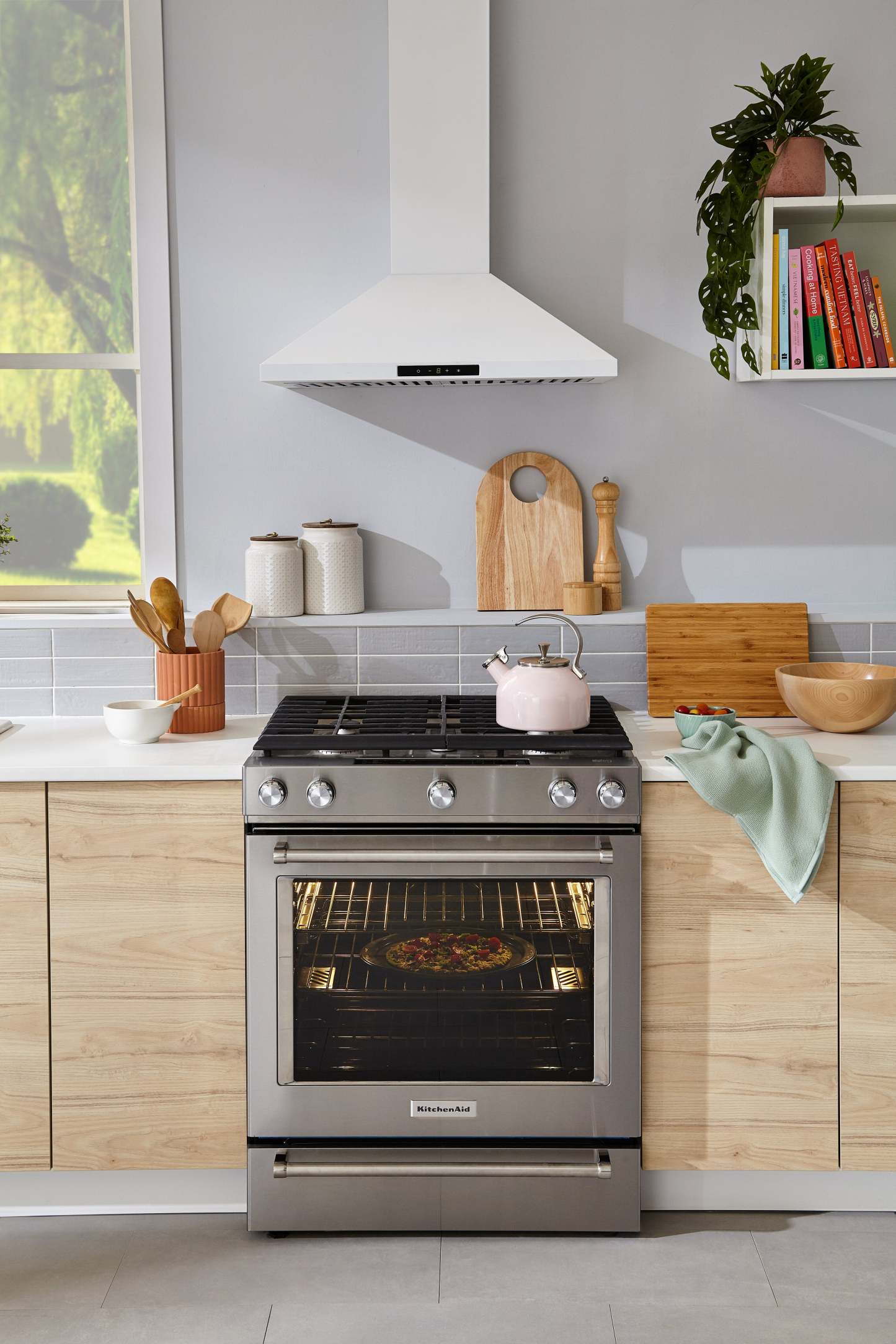 Cuisinière à gaz KitchenAid de 6,5 pi³ avec technologie AquaLiftMD et autonettoyage - acier inoxydable - KSGB900ESS