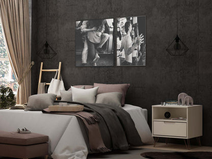 Manhattan Comfort Rockefeller Mid-Century Modern Nightstand with Drawer - Off White|Table de nuit Rockefeller de Manhattan Comfort de style moderne du milieu du 20e siècle avec tiroir - blanc cassé