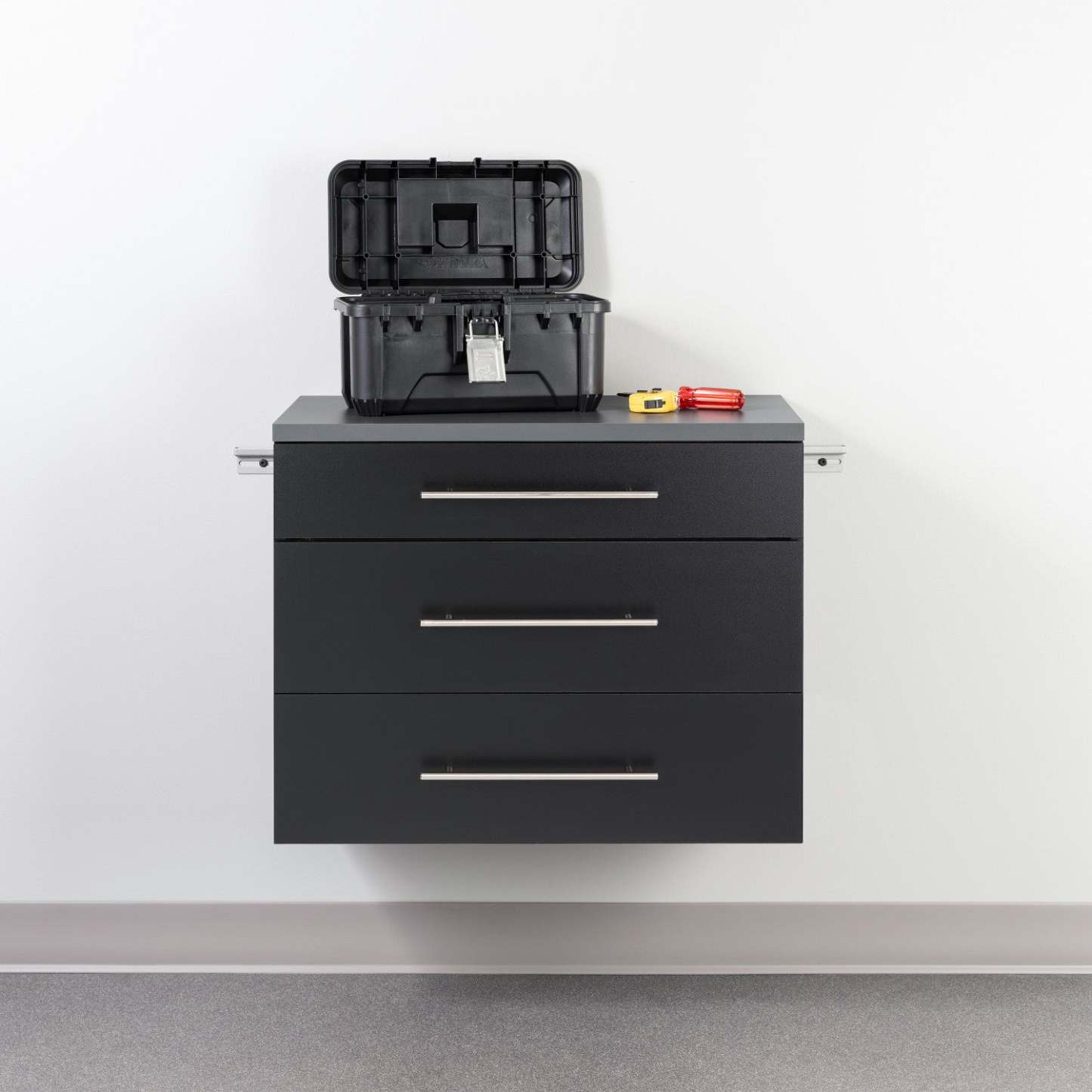 Hangups 3-Drawer Base Storage Cabinet - Black|Armoire de plancher HangUps à 3 tiroirs avec rangement - noire