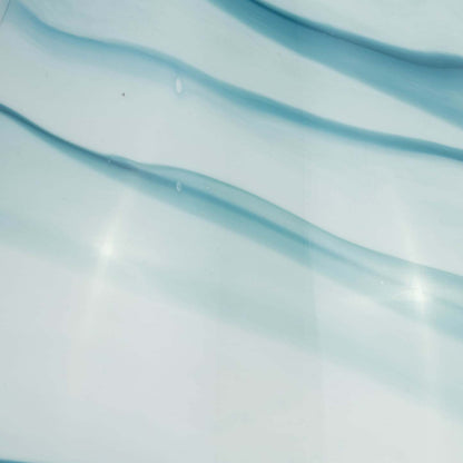 Vase deux couleurs de 11 po en verre - bleu et blanc