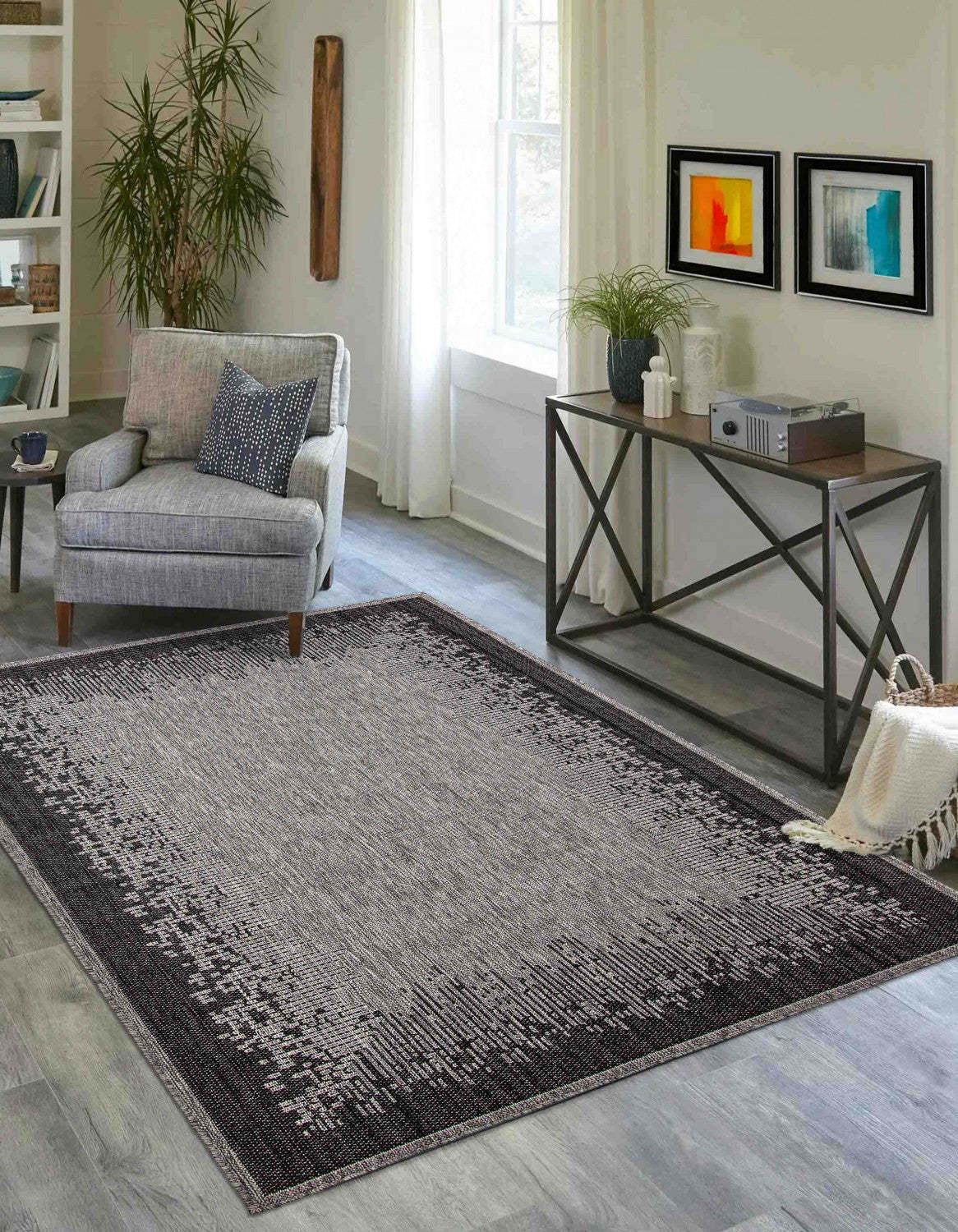 Edge Grey Area Rug - 5'0 x 8'0|Tapis de zone gris Edge - 5 pi 0 po x 8 pi 0 po
