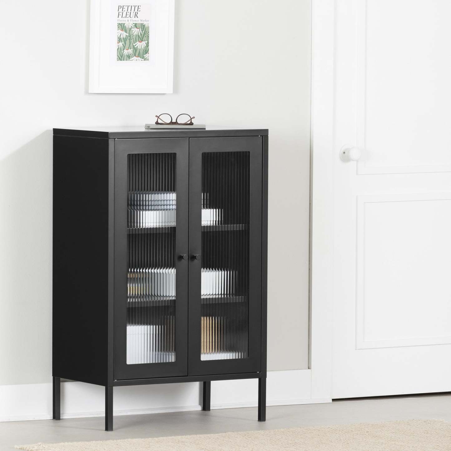Kodali Glass Door Accent Cabinet - Black|Armoire décorative Kodali avec portes en verre - noire