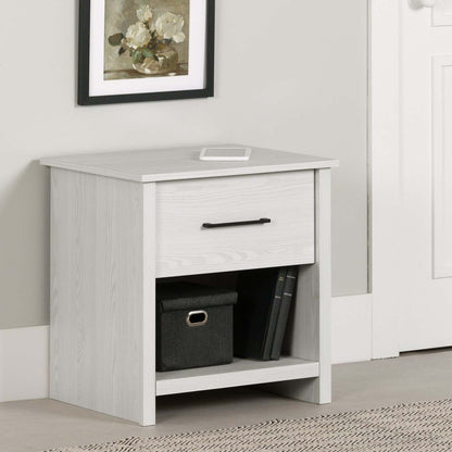 Fernley 1-Drawer Nightstand - White Pine|Table de nuit Fernley à 1 tiroir - pin blanc