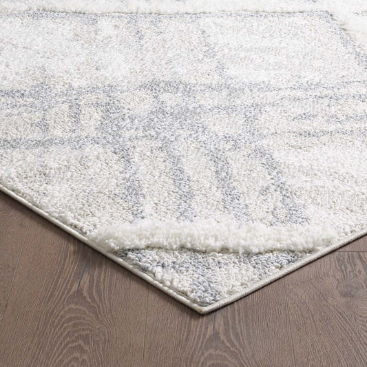 Lola Lattice Lines Cream Shag Area Rug - 6'7 x 9'6|Carpette à poil long Lola crème à motif de treillis et de lignes - 6 pi 7 po x 9 pi 6 po