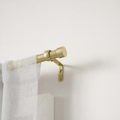 Umbra Tringle à rideau extensible Cappa Gold 1 - 66-120 | Tringle à rideaux extensibles Cappa de Umbra dorée de 1 po - 66 po à 120 po