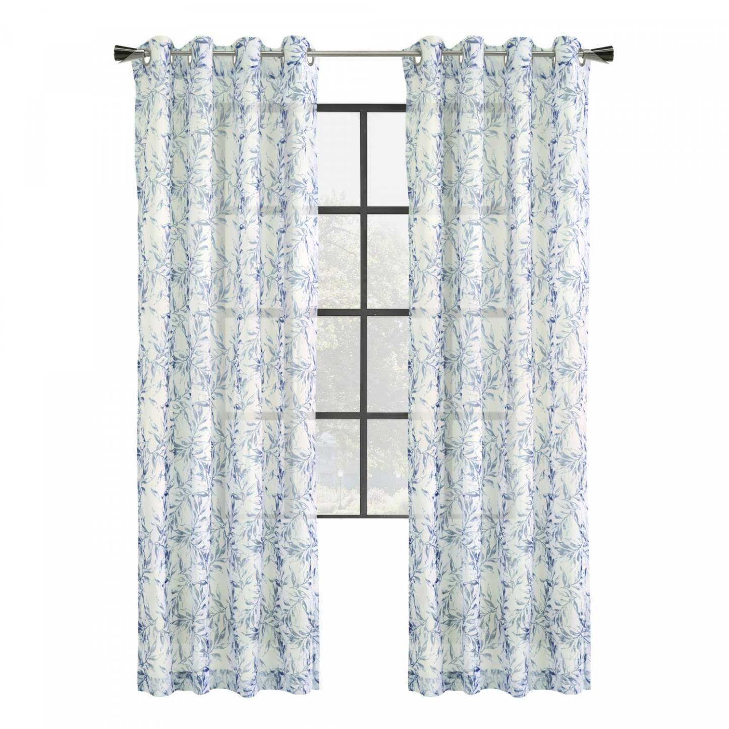 Panneau de rideau filtrant la lumière à œillets Jenny indigo d'Habitat - 52 x 84|Habitat Jenny Indigo Light Filtering Grommet Curtain Panel - 52 x 84