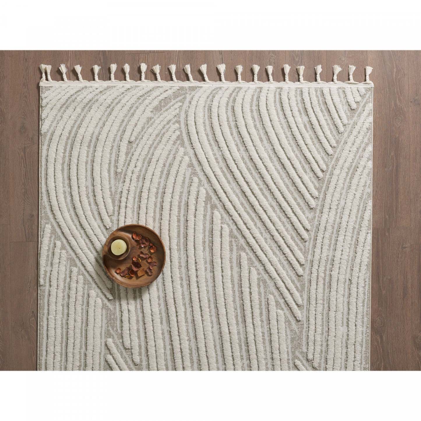 Quinto Brushed Beige Waves Shag Area Rug - 6'3 x 9'|Carpette à poils longs brossé Quinto à motif de vagues - 6 pi 3 po x 9 pi