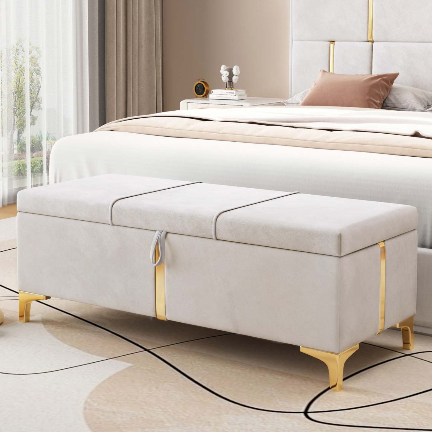 Banc ottoman de rangement rembourré en velours doux Tony avec pieds en métal, beige | Banc Coffre De Rangement Tony En Velours Doux Avec Pieds Métalliques, Beige
