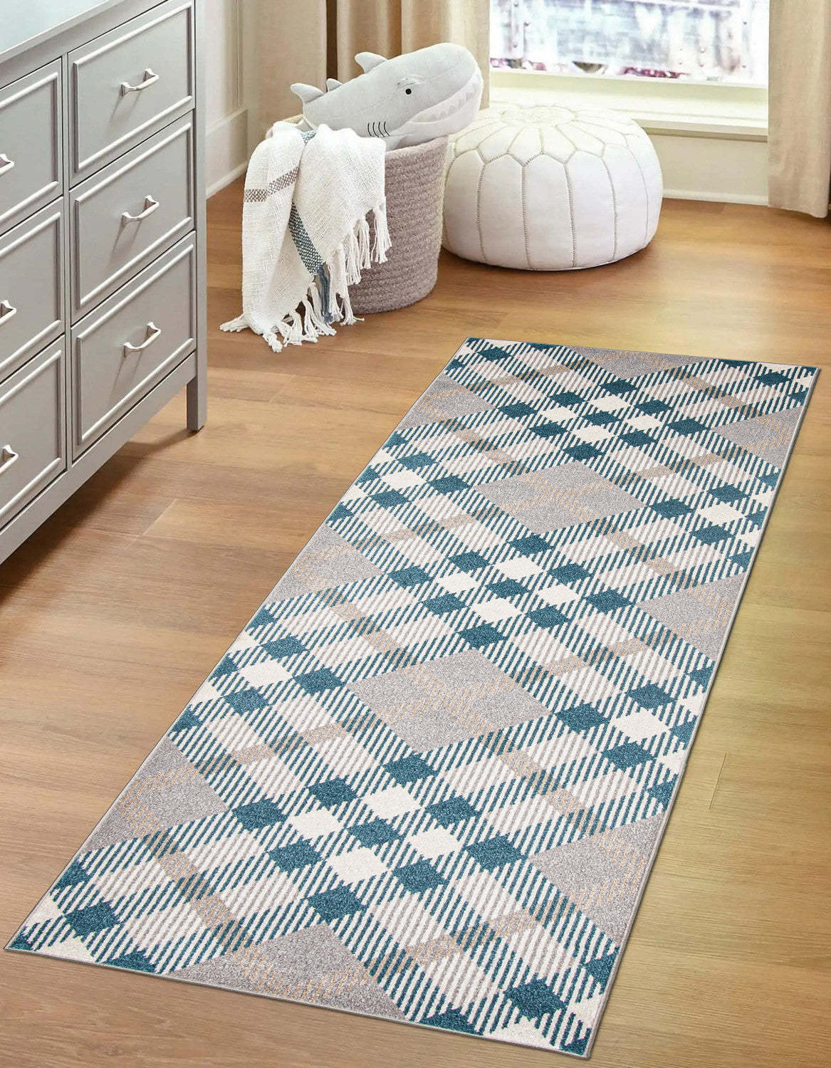 Tapis gris Kors lavable en machine - 2'6 x 8'0|Carpette Kors grise lavable à la machine - 2 pi 6 po x 8 pi 0 po|D86F5E2N