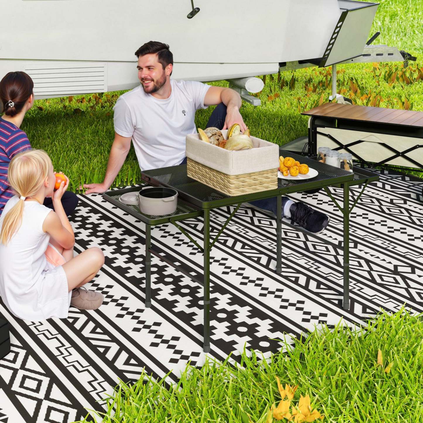 Table de grill pliable Outsunny de 4,5 pieds, table de camping réglable en hauteur