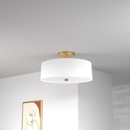 Dainolite Everly 3 Light Semi-flush Mount Aged Brass White Shade Lamp|Plafonnier semi-affleuré Everly de Dainolite avec abat-jour blanc, fini laiton vieilli et 3 ampoules