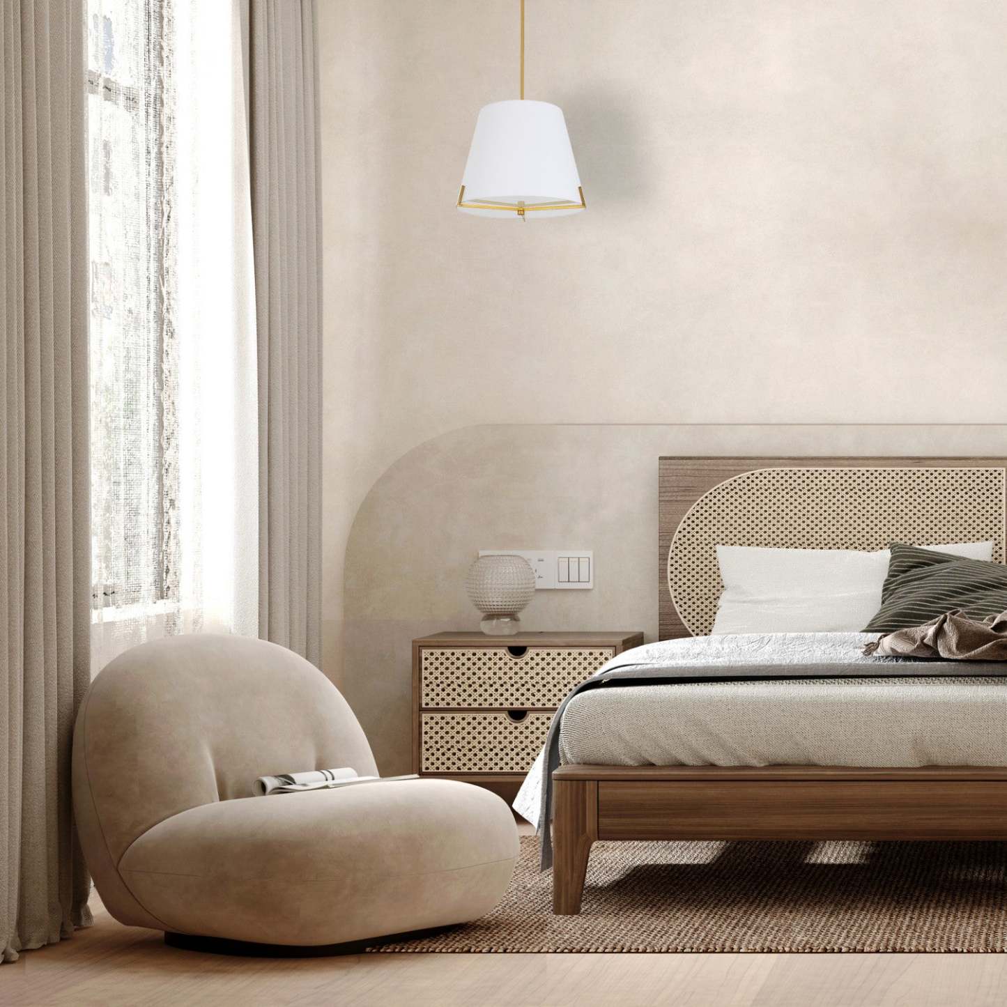 Dainolite Preston 4 Light Pendant 19 Dia Aged Brass White Fabric Shade Lamp|Luminaire suspendu Preston de Dainolite de 19 po de diamètre avec abat-jour en tissu blanc, fini laiton vieilli et 4 ampoules