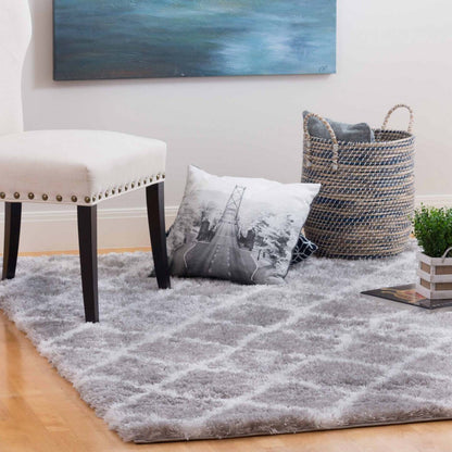 Ker Grey Lat 5x8 Area Rug|Carpette Ker grise à motifs de diamants 5 x 8|D80G9NY7