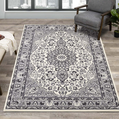 Florence Classic Border Area Rug - 4'7 x 6'7|Tapis de zone à bordure classique Florence - 4 pi 7 po x 6 pi 7 po