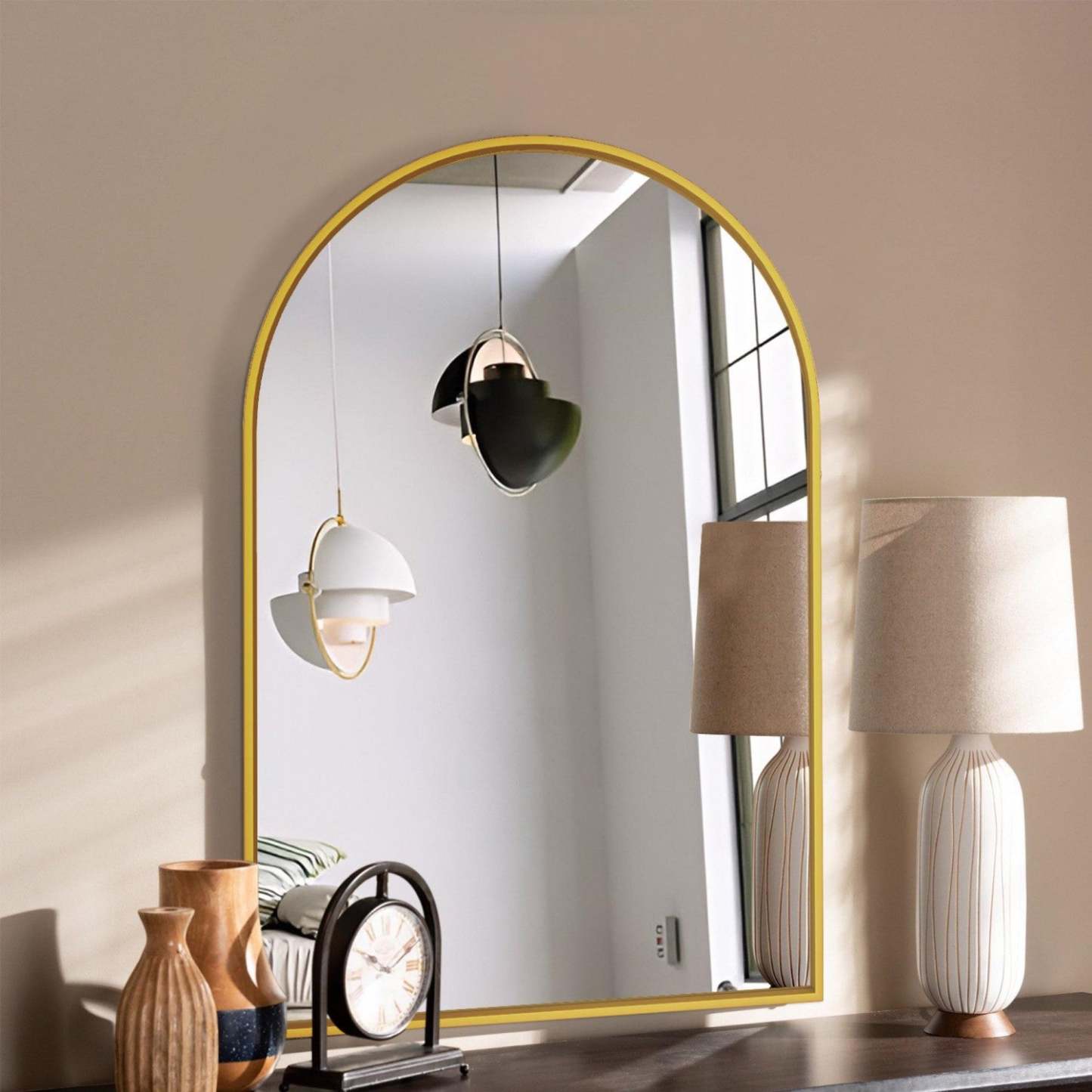 Miroir architectural artisanal Arcus 30 X 40 - Or|Miroir architectural Arcus 30 po x 40 po fabriqué à la main - doré