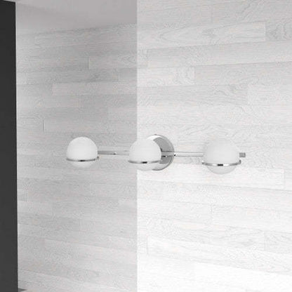 Dainolite Sofia 3 Light Vanity Light Polished Chrome Finish White Glass Lamp|Lumière de coiffeuse Sofia de Dainolite en verre blanc, avec fini chromé poli et 3 ampoules