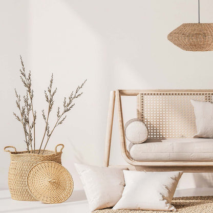 Dainolite Pourel 3 Light Pendant Small Matte Black Finish Natural Shade Lamp|Petit luminaire suspendu Pourel de Dainolite avec abat-jour naturel, fini noir mat et 3 ampoules