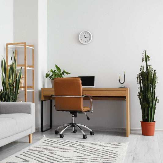 Lampe de table Wand de Dainolite avec finition noir mat et laiton vieilli, et 2 ampoules