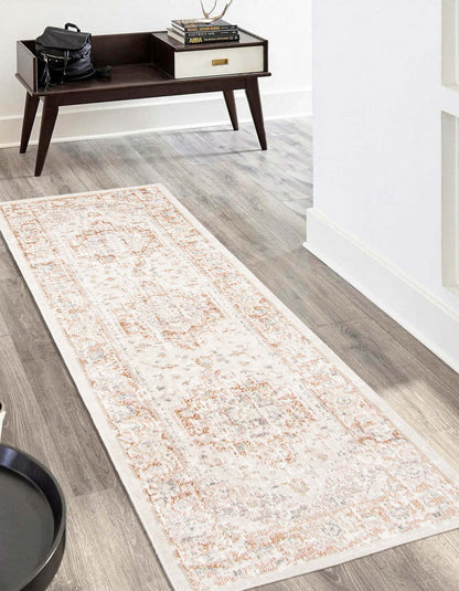 Bijara Copper Runner Area Rug - 2'8 X 8'2 | Tapis de couloir Bijara en cuivre - 2 pi 8 po x 8 pi 2 po