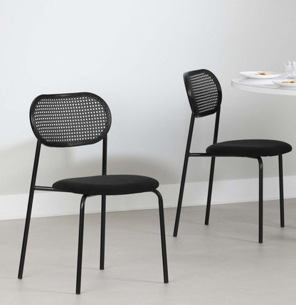 Hype Black Rattan Dining Chair - Set of 2 Black|Chaise de salle à manger Hype noire en rotin - ensemble de 2 en noir