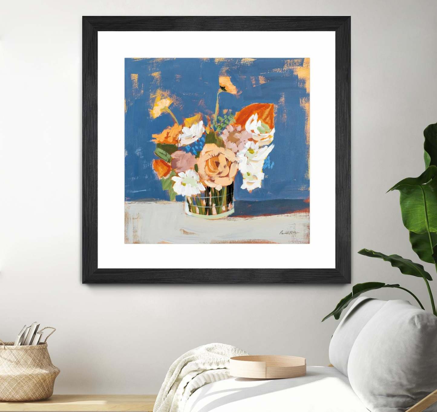 Œuvre d'art murale encadrée et mate « Peach And White Bouquet » 36 x 36
