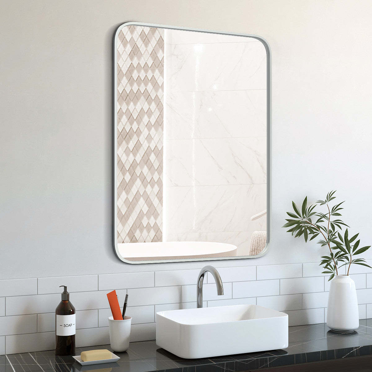 Tuckerson Silver 40 Mirror|Miroir Tuckerson de 40 po argenté
