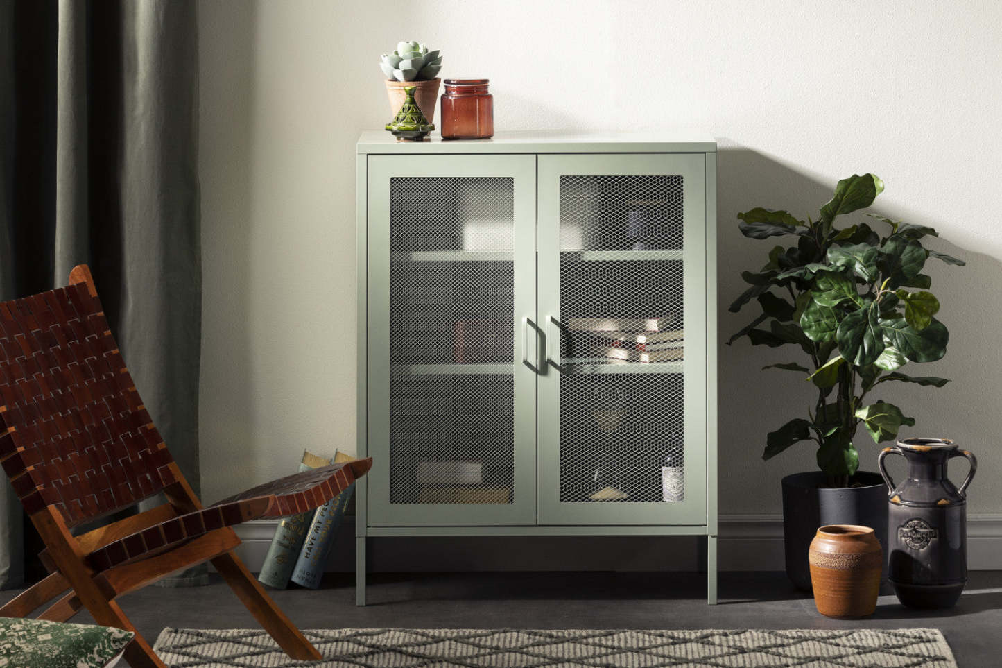 Armoire d'appoint à 2 portes en treillis métallique Crea - Vert sauge | Crea Meuble de rangement avec portes grillagées en métal - Vert sauge | D83GUNPE