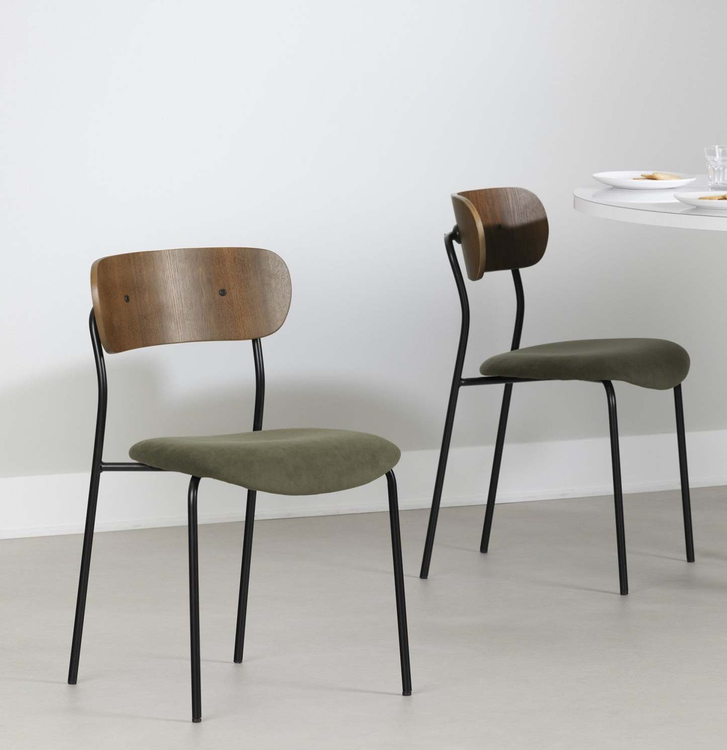 Hype Olive Green Brown Dining Chair - Set of 2|Chaise de salle à manger Hype vert olive et brune - ensemble de 2