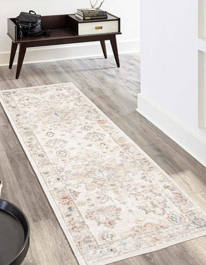 Carpette longue Rococo ivoire - 2 pi 8 po x 8 pi 2 po