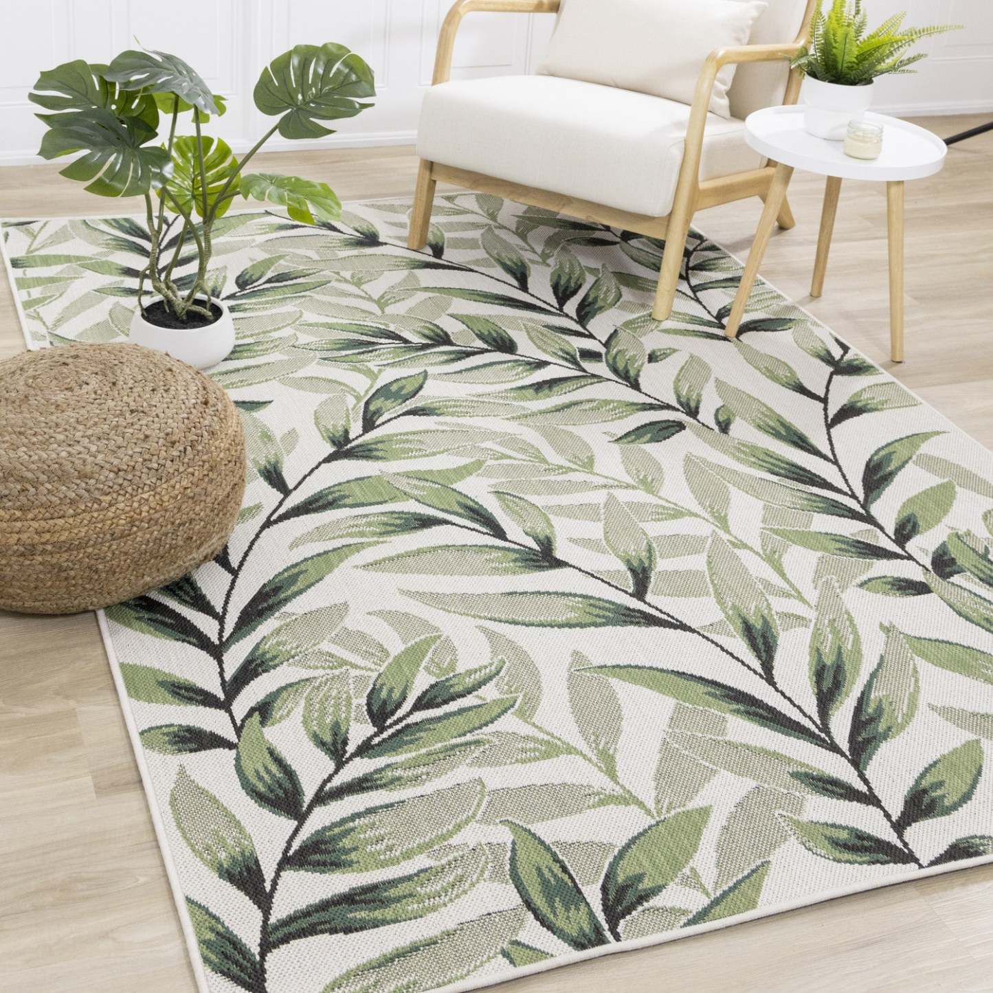 Pinnacle Floral Area Rug - 5'3 x 7'7|Carpette Pinnacle à motif floral - 5 pi 3 po x 7 pi 7 po