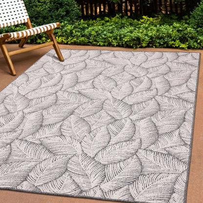 Carpette Brooke à motif de feuilles pour l'extérieur - 5 pi 3 po x 7 pi 7 po