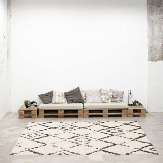 Serafina Ivory Shag 3'11 x 6'0 Area Rug|Carpette à poil long Serafina ivoire 3 pi 11 po x 6 pi 0 po|D86F2ZM6