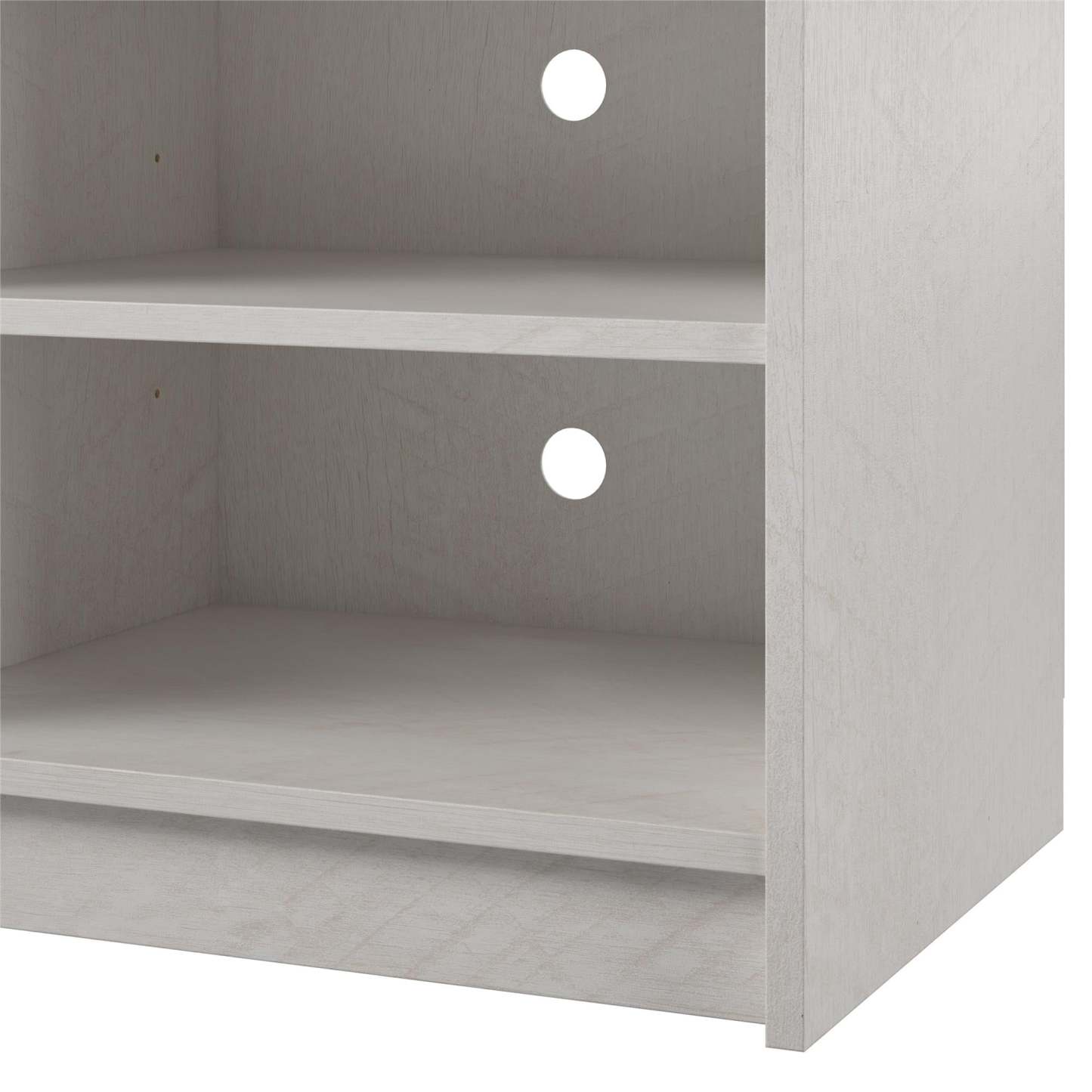 Meuble TV Ameriwood Home Hendrix 65 avec foyer électrique et étagères - Chêne ivoire|Meuble pour téléviseur Hendrix d'Ameriwood Home de 65 po avec foyer électrique et tablettes - chêne ivoire