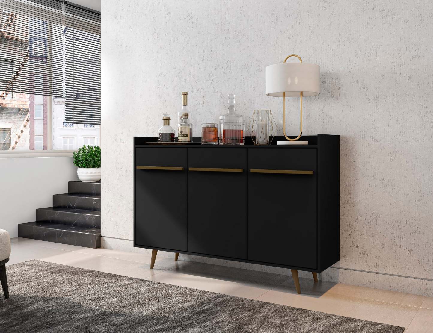 Manhattan Comfort Bradley 53,54" Buffet Stand avec 4 étagères - Noir|Buffet Bradley de Manhattan Comfort de 53,54 po avec 4 tablettes - noir