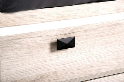 Table de chevet à 2 tiroirs Yorkdale, 23,5 L x 24,7 H, fabriquée au Canada - Blanc | Table de nuit Yorkdale de 23,5 po (L) x 24,7 po (H) à 2 tiroirs, fabriquée au Canada - blanche