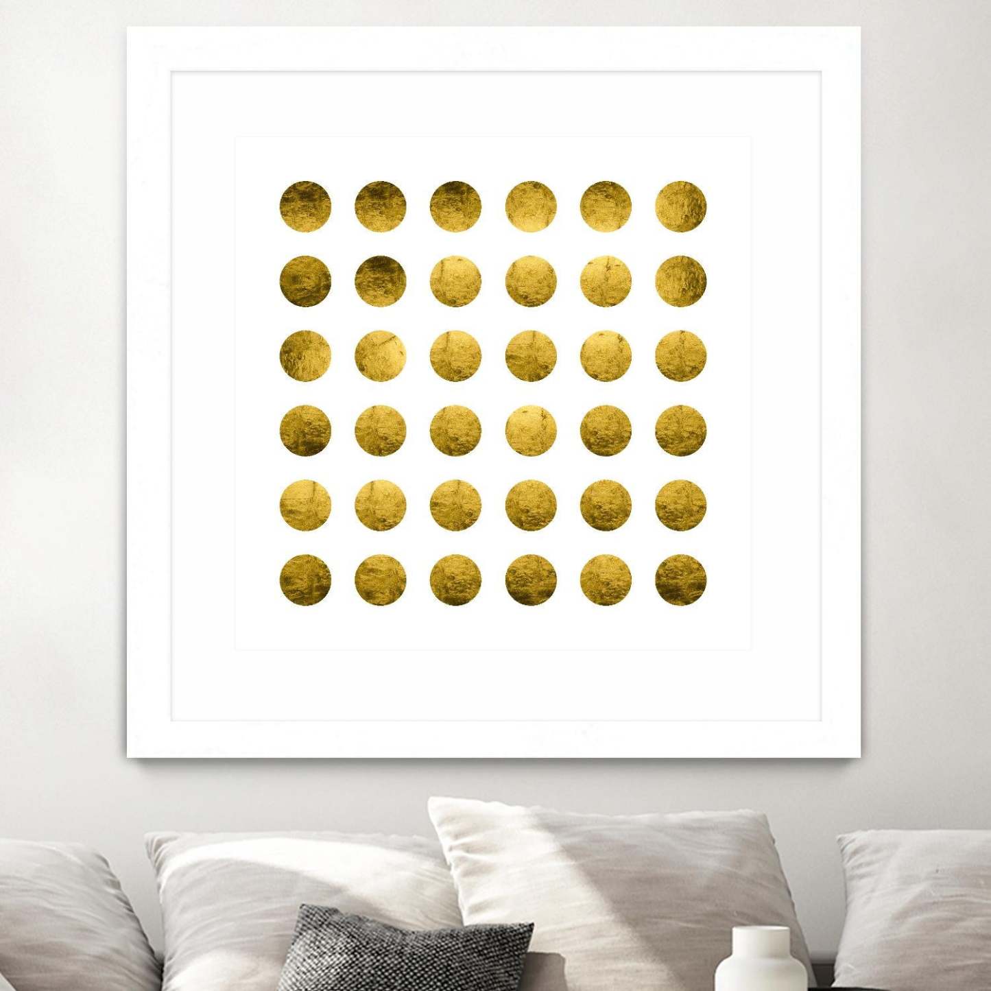 Œuvre murale encadrée blanche et mate « Golden Spots White » 36 x 36