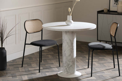 Hype Black Natural Rattan Dining Chair - Set of 2|Chaise de salle à manger Hype noire et naturelle en rotin - ensemble de 2