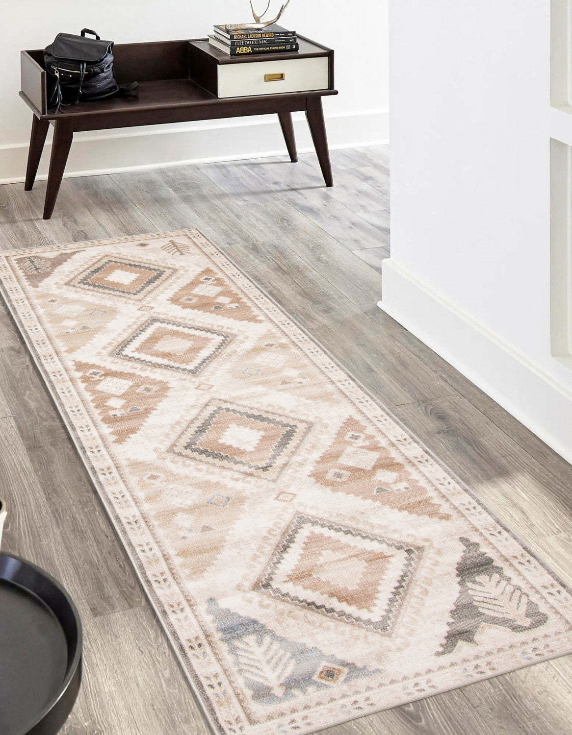 Carpette longue Lia ivoire - 2 pi 8 po x 8 pi 2 po