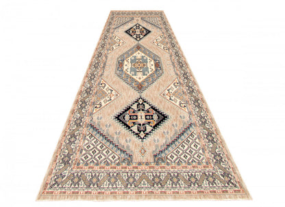 Quincy Ivory Area Rug - 2'8 x 10'0|Carpette Quincy ivoire - 2 pi 8 po x 10 pi 0 po |D29OLYUS