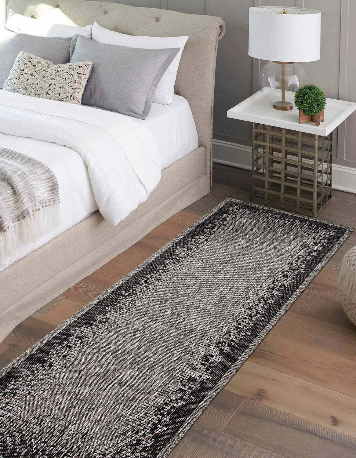 Tapis Edge Grey - 2'8 x 8'2 | Tapis Edge grise - 2 pi 8 po x 8 pi 2 po